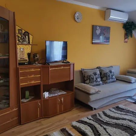 Piroska Apartman *